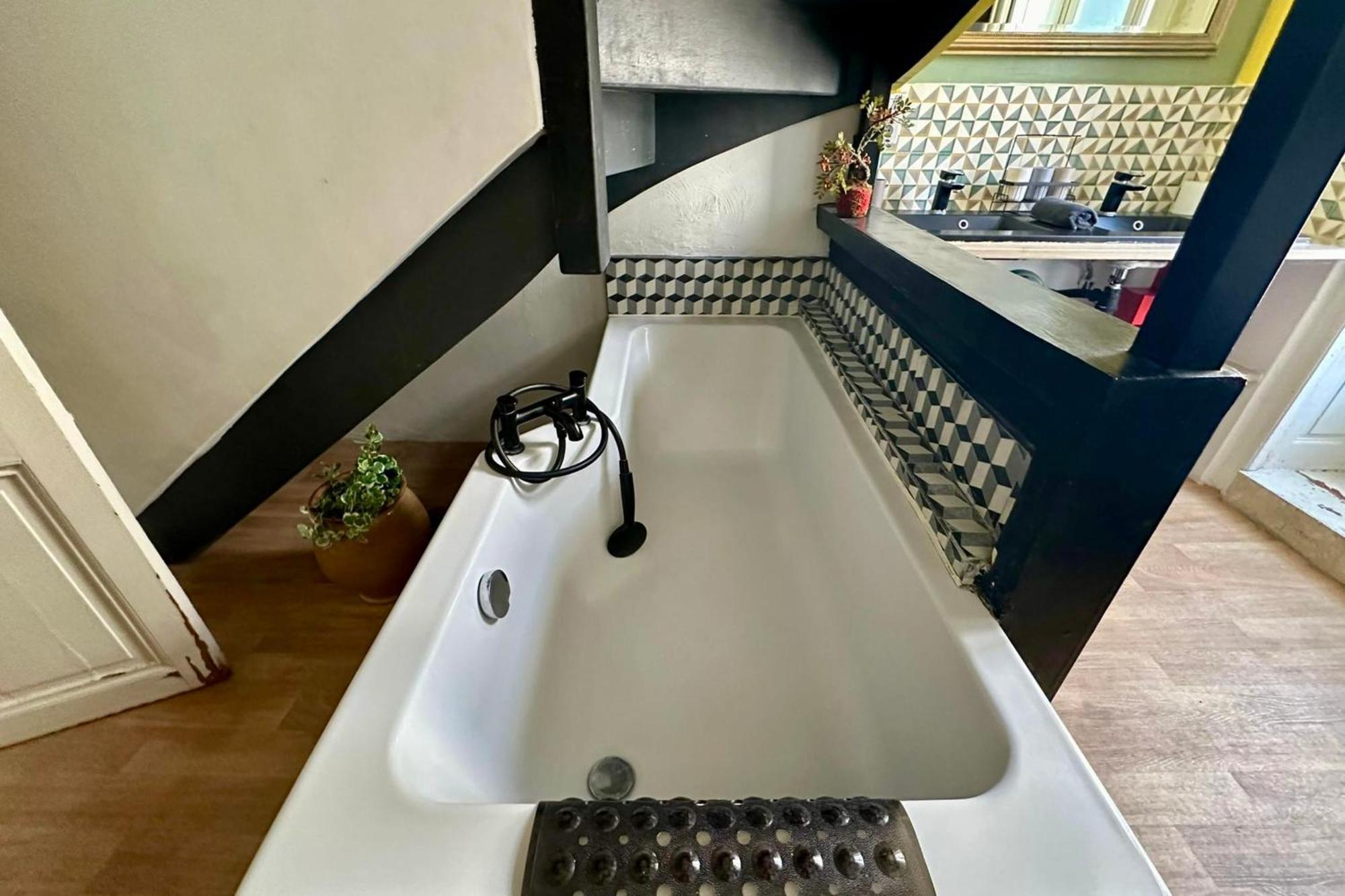 The Duplex- Air-Conditioned 3 Bedrooms In The Center Of Montpellier! Экстерьер фото